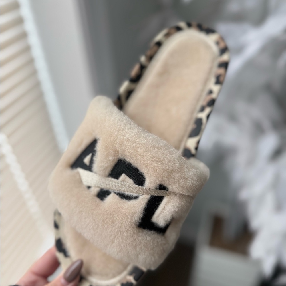 APL Shearling Fur Slides Leopard NEW IN BOX - Picture 8 of 9